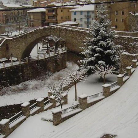 Apartamento Con Encanto En El Pirineo La Pobla de Lillet Luaran gambar