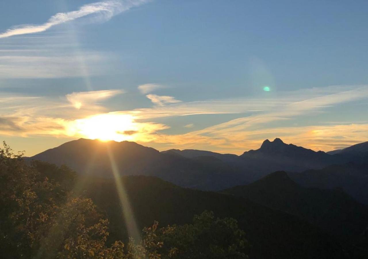 Apartamento Con Encanto En El Pirineo La Pobla de Lillet Luaran gambar